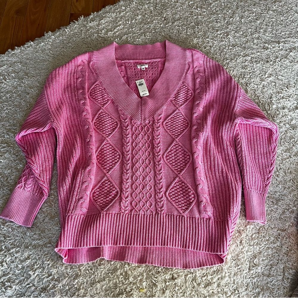 Aerie Pink Cable V-Neck Pullover Sweater size large